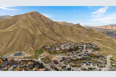 756 Castle Heights Drive, Wenatchee, WA 98801 - Photo 18