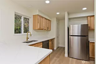 6417 E Michigan St, Port Orchard, WA 98366 - Photo 8