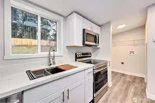 171 E Barnsby Pl, Shelton, WA 98584 - Photo 8