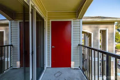 10709 Valley View Road #B403, Bothell, WA 98011 - Photo 26