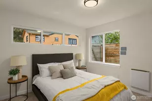 10306 E Midvale Ave N, Seattle, WA 98133 - Photo 12