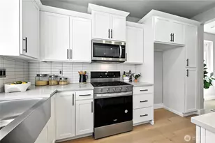 10 Meridian Ave SE, Bothell, WA 98012 - Photo 16