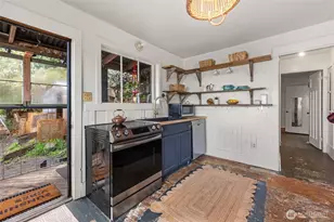 9804 SW Bunker Trail, Vashon, WA 98070 - Photo 6