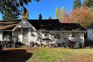 3658 NW Munson St, Silverdale, WA 98383 - Photo 4