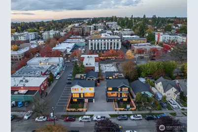 320 N 84th Street, Seattle, WA 98103 - Photo 26