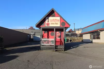 15805 1st Avenue S, Burien, WA 98148 - Photo 10