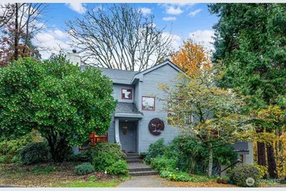 930 37th Avenue, Seattle, WA 98122 - Photo 1