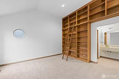 930 37th Avenue, Seattle, WA 98122 - Photo 24