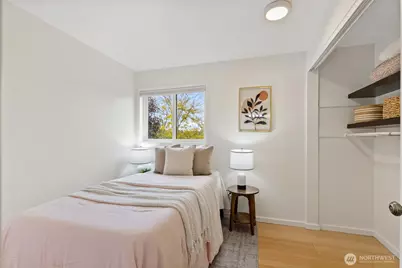 2626 E Madison Street #11, Seattle, WA 98112 - Photo 8