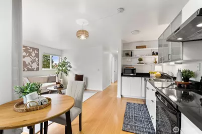 2626 E Madison Street #11, Seattle, WA 98112 - Photo 20