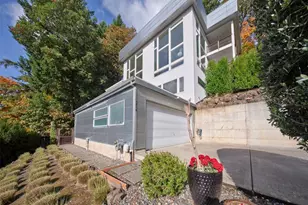 3816 Edgewood Dr, Vancouver, WA 98661 - Photo 2