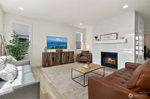 18740 130th St E, Bonney Lake, WA 98391 - Photo 12