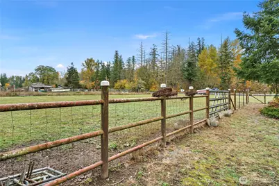 26707 Orville Road E, Orting, WA 98360 - Photo 36