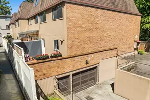 379 100th Ave NE, Bellevue, WA 98004 - Photo 30