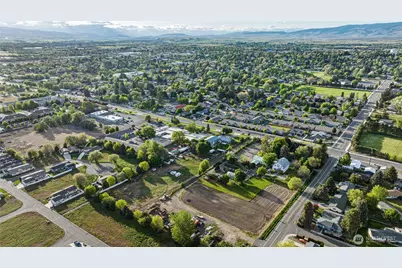 1110 E Mountain View Avenue, Ellensburg, WA 98926 - Photo 12