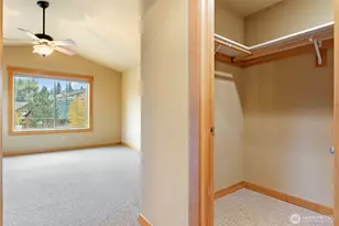 300 Cascadian Ct, Winthrop, WA 98862 - Photo 18