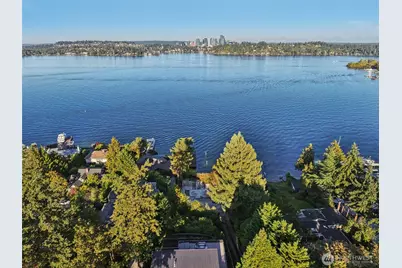 7220 North Mercer Way, Mercer Island, WA 98040 - Photo 1