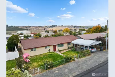 224 NW Calla Loop, Royal City, WA 99357 - Photo 1