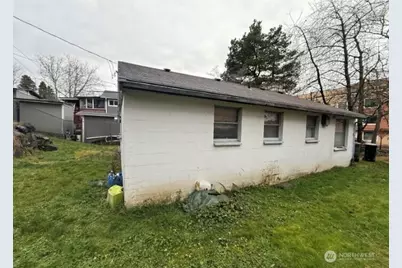 5720 37th Avenue S, Seattle, WA 98118 - Photo 2