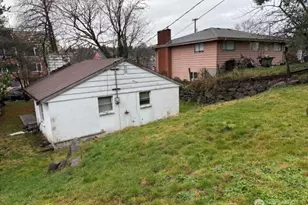 5720 37th Ave S, Seattle, WA 98118 - Photo 4