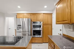 7915 37th Ave S, Seattle, WA 98118 - Photo 14