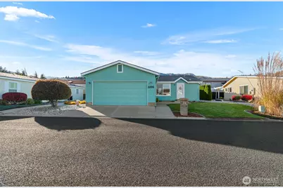 1232 Woods Street, Wenatchee, WA 98801 - Photo 2