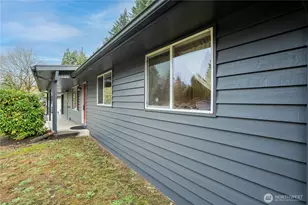 3929 Briarwood Dr SE, Port Orchard, WA 98366 - Photo 2