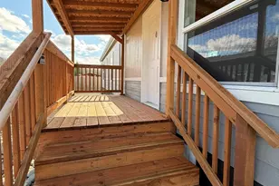 2010 Broadway Ave, Hoquiam, WA 98550 - Photo 2