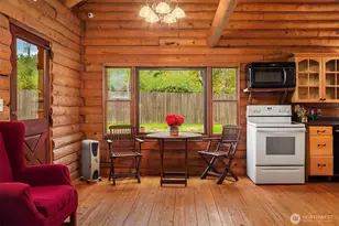 4 E Mountain View Rd, Camano Island, WA 98282 - Photo 8