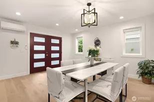 4326 NE 44th St, Seattle, WA 98105 - Photo 24