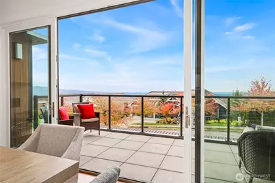 3037 NE Harrison Drive, Issaquah, WA 98029 - Photo 12