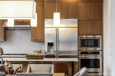 3037 NE Harrison Drive, Issaquah, WA 98029 - Photo 4