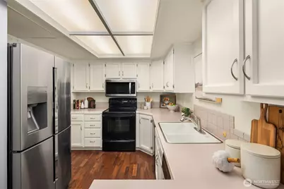 6300 Sand Point Way NE #212, Seattle, WA 98115 - Photo 6