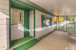 2204 Alonda Ln NE, Olympia, WA 98516 - Photo 2