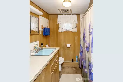 25406 E 37th Avenue E, Spanaway, WA 98387 - Photo 22