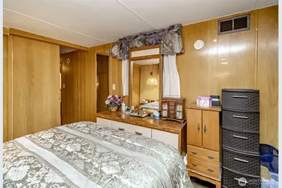 25406 E 37th Avenue E, Spanaway, WA 98387 - Photo 24