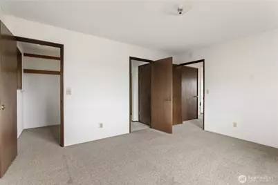 2725 Hunt Road, Oak Harbor, WA 98277 - Photo 18