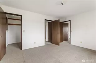 2725 Hunt Rd, Oak Harbor, WA 98277 - Photo 18