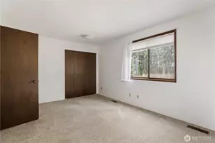 2725 Hunt Rd, Oak Harbor, WA 98277 - Photo 14