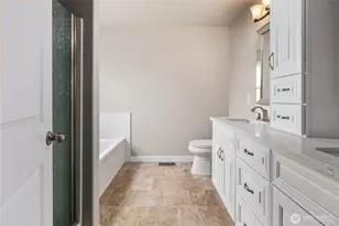 9348 11th St NE, Lake Stevens, WA 98258 - Photo 34