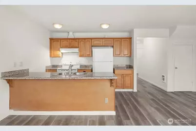 4050 S Puget Sound Avenue, Tacoma, WA 98409 - Photo 2