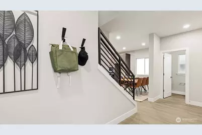 3813 194th Lane SE, Bothell, WA 98012 - Photo 2