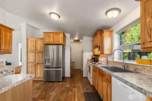 114 St Lawrence Dr, Onalaska, WA 98570 - Photo 8