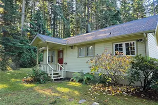 3306 S Camano Dr, Camano Island, WA 98282 - Photo 4