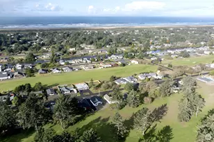 262 Octopus Ave NE, Ocean Shores, WA 98569 - Photo 38