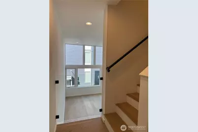 817 24th Avenue S #B, Seattle, WA 98144 - Photo 8