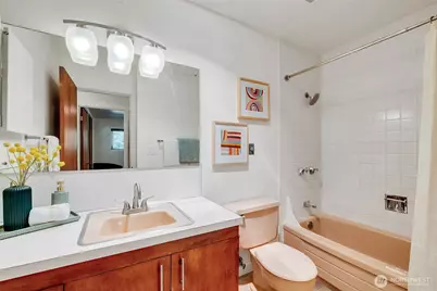 500 Olympic Place #304, Seattle, WA 98119 - Photo 24