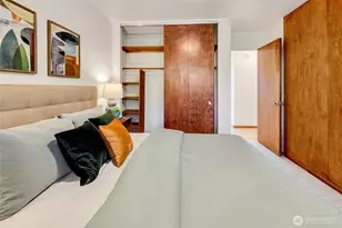 500 Olympic Pl, Seattle, WA 98119 - Photo 18