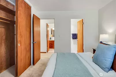 500 Olympic Place #304, Seattle, WA 98119 - Photo 22