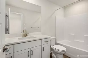 9016 NE 203rd Ct, Bothell, WA 98011 - Photo 16